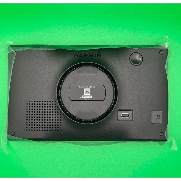 Garmin Drive 51 EX 5.0 inch GPS Navigator - Black, Driver Alerts, Foursquare - Picture 4 of 4